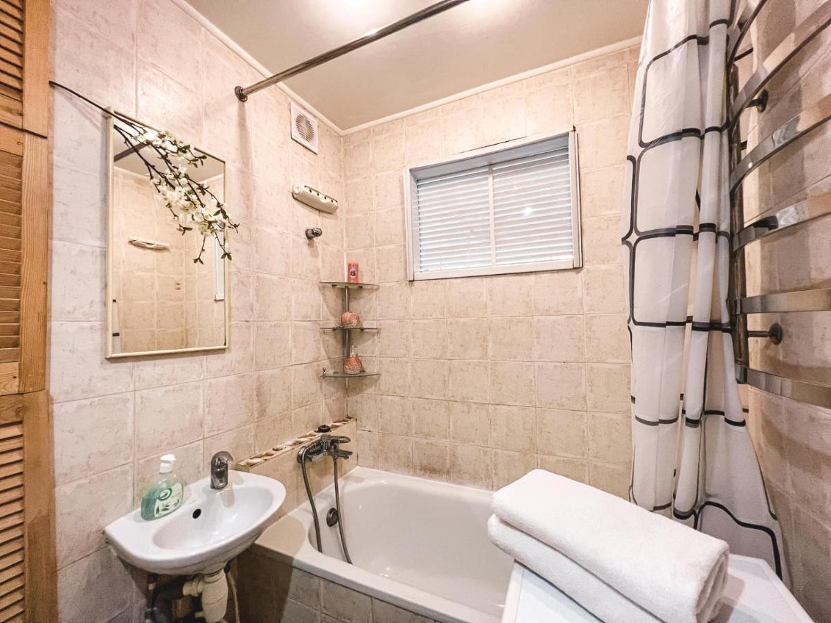 Apartment In The Center Of Kiev Bagian luar foto