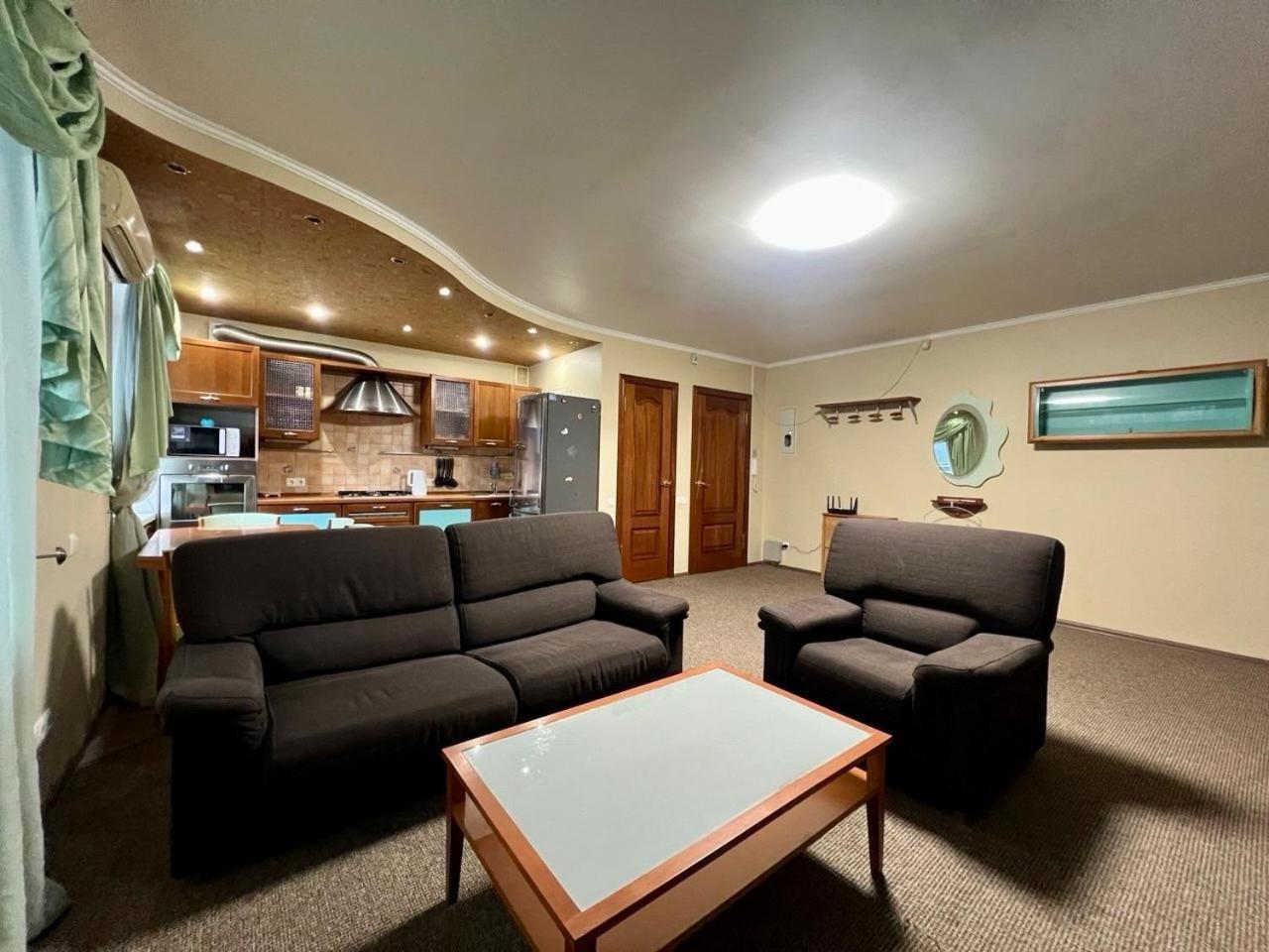Apartment In The Center Of Kiev Bagian luar foto