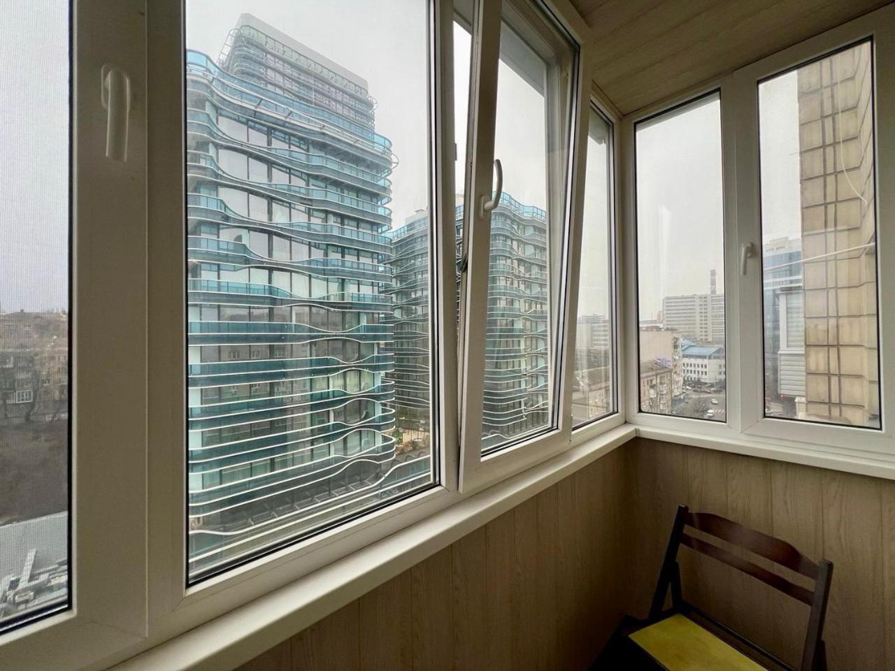 Apartment In The Center Of Kiev Bagian luar foto