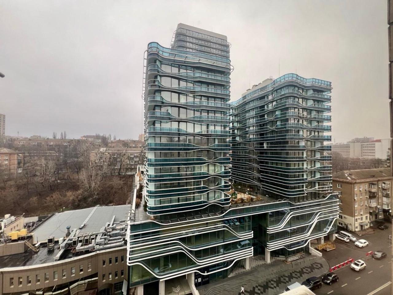 Apartment In The Center Of Kiev Bagian luar foto